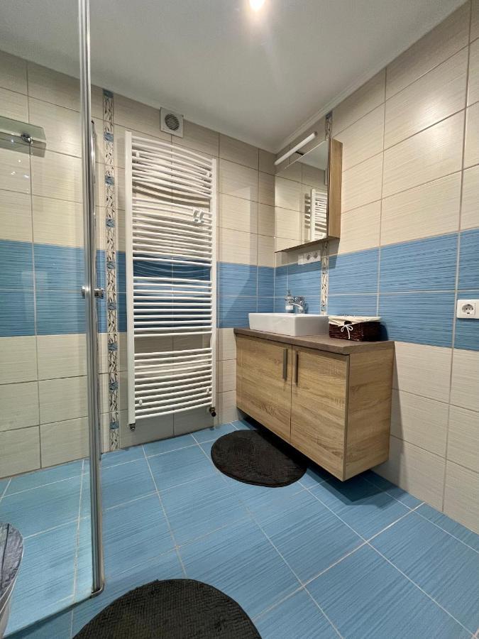 Rabbit Apartman Mosonmagyaróvár エクステリア 写真