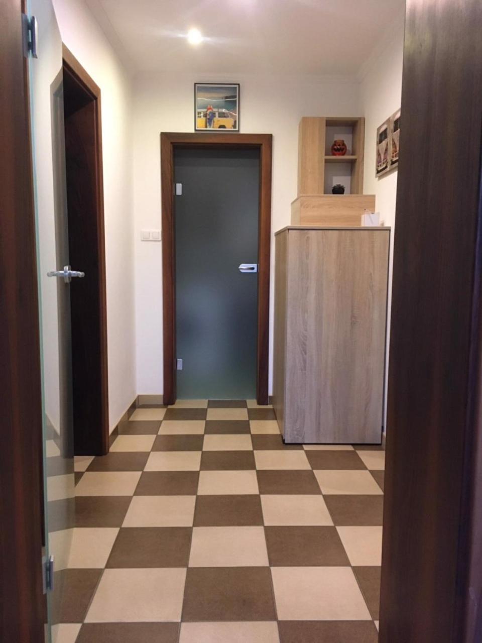 Rabbit Apartman Mosonmagyaróvár エクステリア 写真